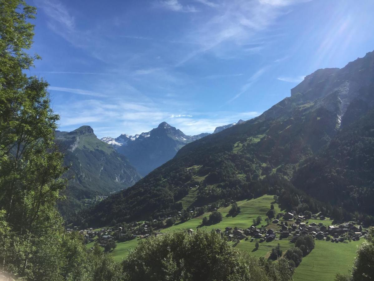 Chalet*** Au Pied D'Une Prairie Face A La Montagne Sixt-Fer-a-Cheval ภายนอก รูปภาพ